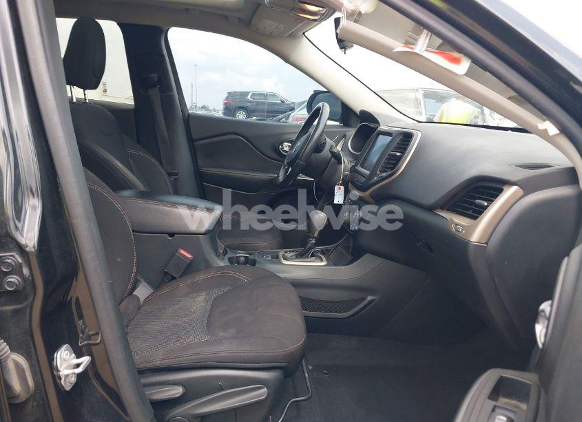 Photo 5 of 2016 Jeep Cherokee 75TH ANNIVERSARY (VIN 1C4PJLCS8GW281238)