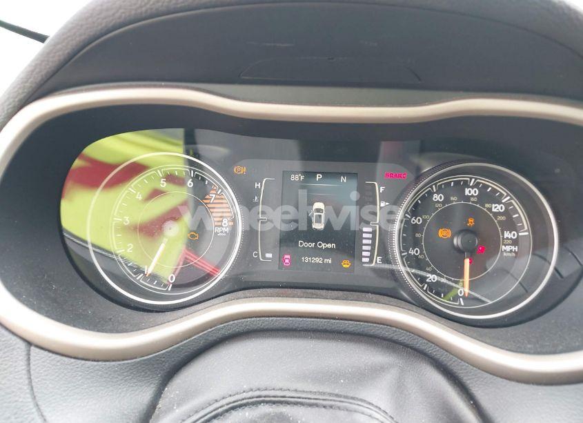 Photo 7 of 2016 Jeep Cherokee 75TH ANNIVERSARY (VIN 1C4PJLCS8GW281238)