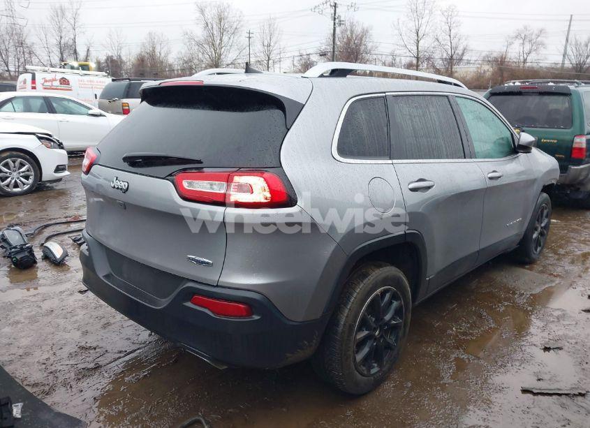 Photo 4 of 2016 Jeep Cherokee LATITUDE (VIN 1C4PJLCS8GW363504)