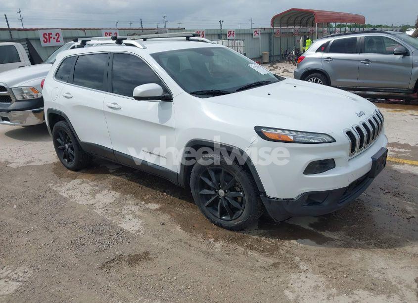 2014 Jeep Cherokee LATITUDE (VIN 1C4PJLCS9EW122953) main photo
