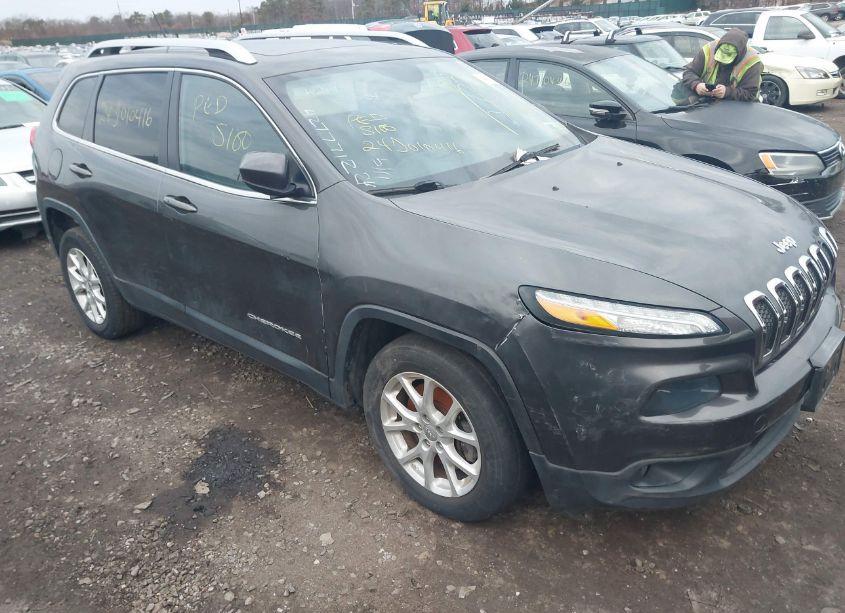 2014 Jeep Cherokee LATITUDE (VIN 1C4PJLCS9EW248875) main photo