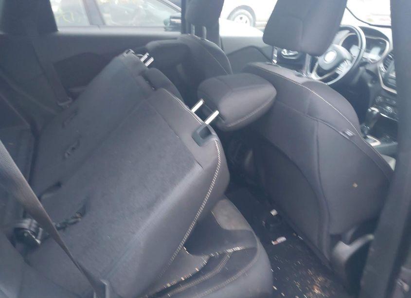 Photo 8 of 2014 Jeep Cherokee LATITUDE (VIN 1C4PJLCS9EW248875)