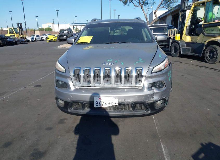 Photo 12 of 2015 Jeep Cherokee LATITUDE (VIN 1C4PJLCS9FW507382)