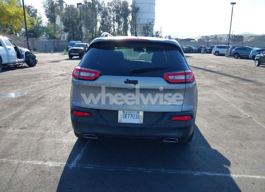 Photo 16 of 2015 Jeep Cherokee LATITUDE (VIN 1C4PJLCS9FW507382)