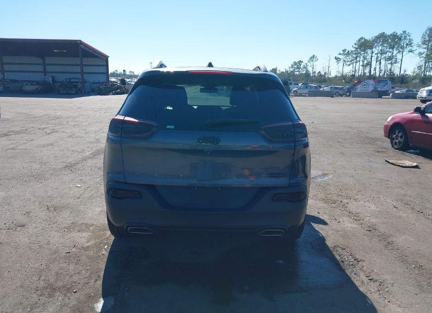 Photo 16 of 2015 Jeep Cherokee LATITUDE (VIN 1C4PJLCS9FW536638)