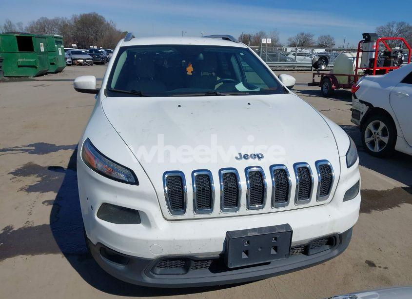 Photo 12 of 2015 Jeep Cherokee LATITUDE (VIN 1C4PJLCS9FW628106)