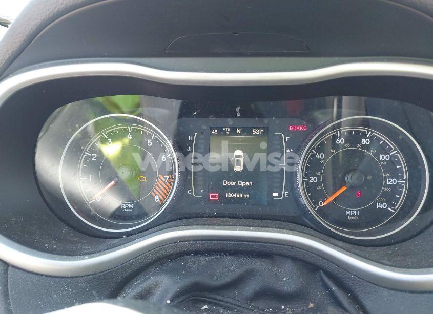 Photo 7 of 2015 Jeep Cherokee LATITUDE (VIN 1C4PJLCS9FW628106)