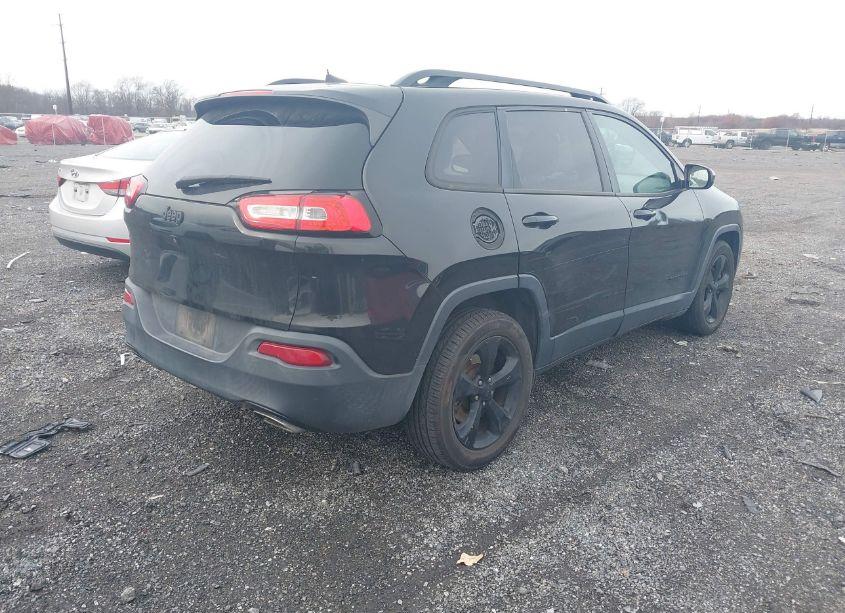 Photo 4 of 2016 Jeep Cherokee ALTITUDE (VIN 1C4PJLCS9GW136418)