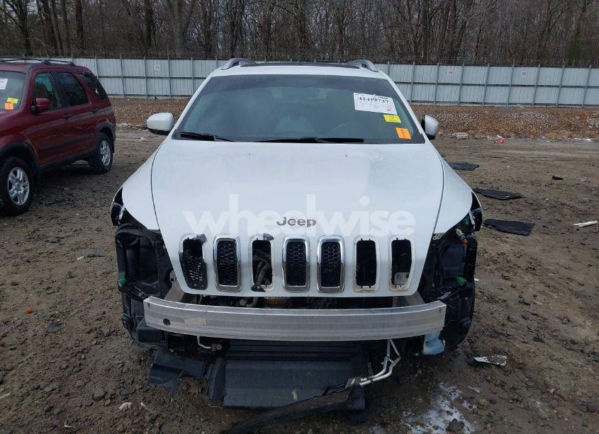 Photo 13 of 2017 Jeep Cherokee LATITUDE FWD (VIN 1C4PJLCS9HW643000)