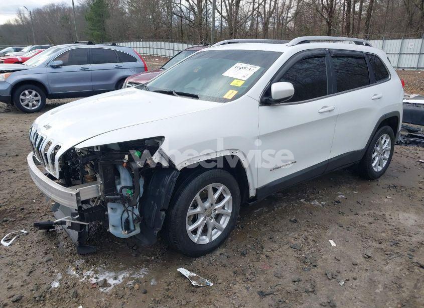 Photo 2 of 2017 Jeep Cherokee LATITUDE FWD (VIN 1C4PJLCS9HW643000)