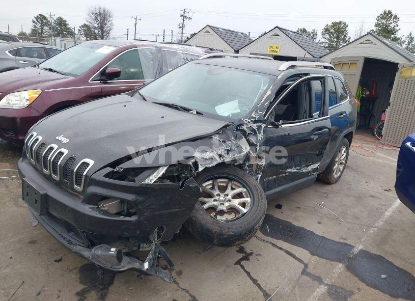 Photo 2 of 2014 Jeep Cherokee LATITUDE (VIN 1C4PJLCSXEW103635)