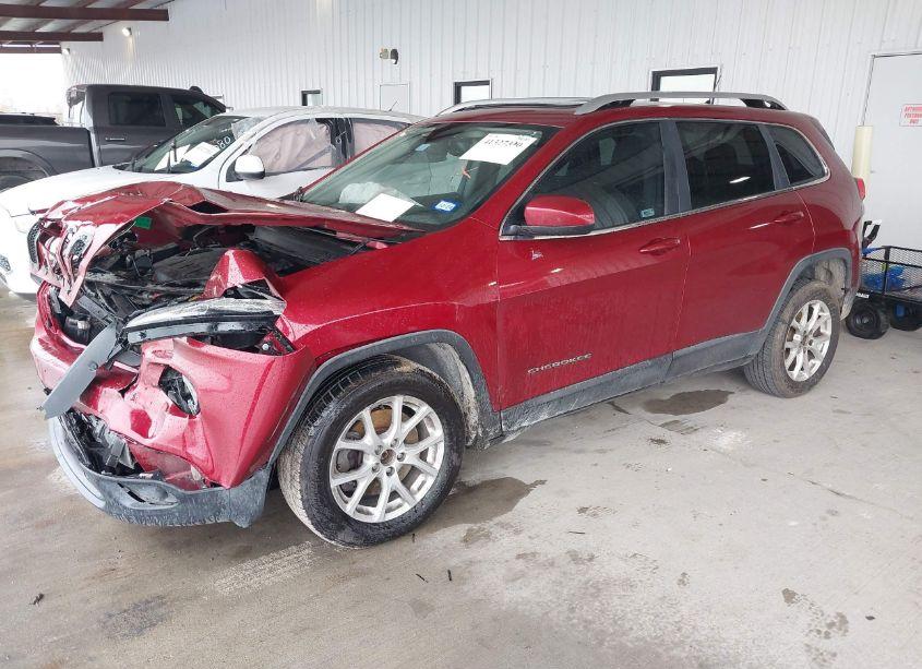 Photo 2 of 2014 Jeep Cherokee LATITUDE (VIN 1C4PJLCSXEW105921)