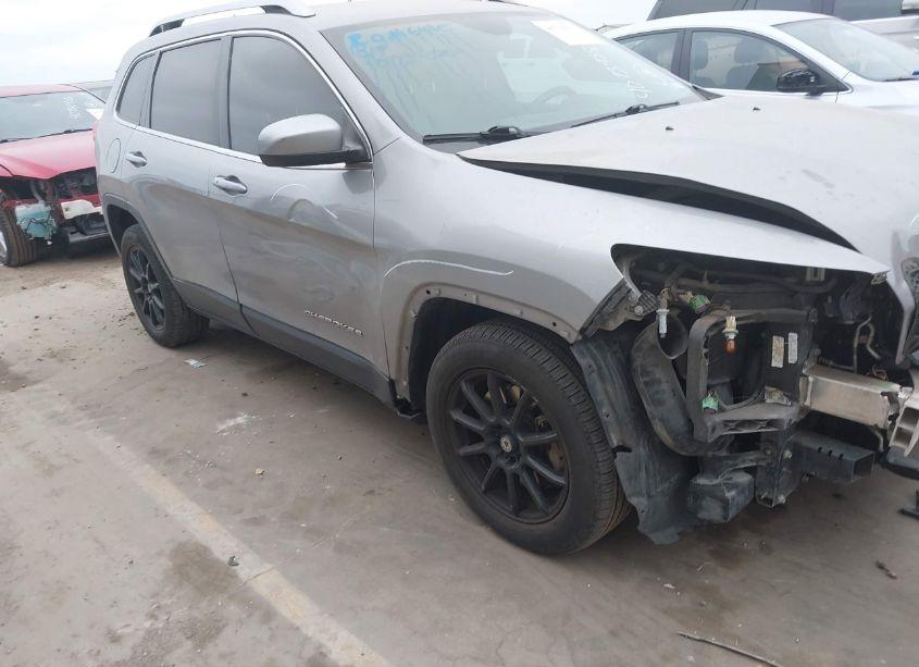 Photo 19 of 2014 Jeep Cherokee LATITUDE (VIN 1C4PJLCSXEW182885)