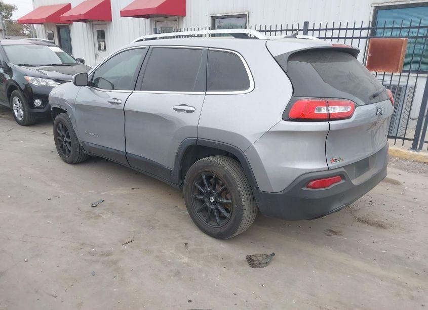 Photo 3 of 2014 Jeep Cherokee LATITUDE (VIN 1C4PJLCSXEW182885)