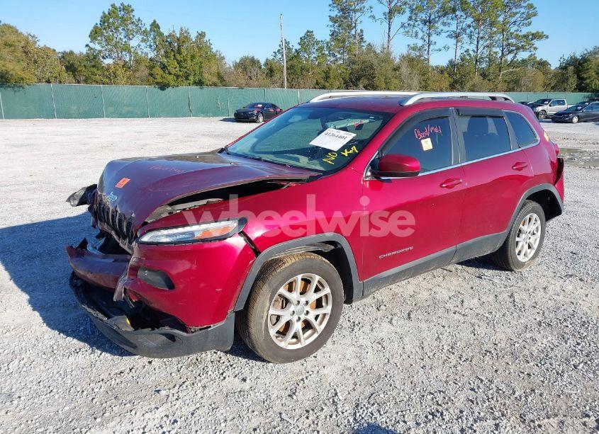 Photo 2 of 2015 Jeep Cherokee LATITUDE (VIN 1C4PJLCSXFW530833)