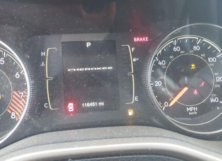 Photo 7 of 2015 Jeep Cherokee LATITUDE (VIN 1C4PJLCSXFW547292)