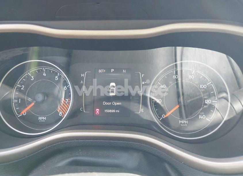 Photo 7 of 2015 Jeep Cherokee LATITUDE (VIN 1C4PJLCSXFW580566)