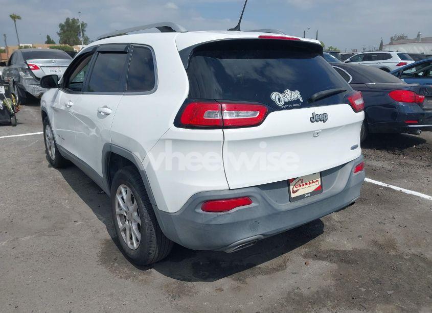 Photo 3 of 2015 Jeep Cherokee LATITUDE (VIN 1C4PJLCSXFW616529)