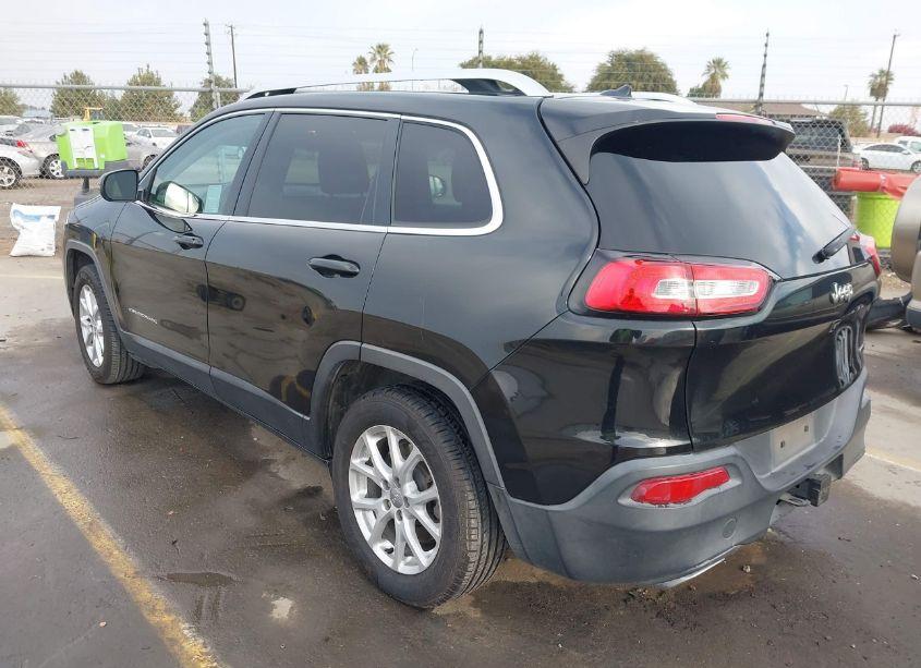 Photo 3 of 2015 Jeep Cherokee LATITUDE (VIN 1C4PJLCSXFW712192)