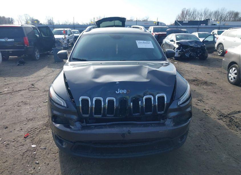 Photo 12 of 2015 Jeep Cherokee LATITUDE (VIN 1C4PJLCSXFW781416)