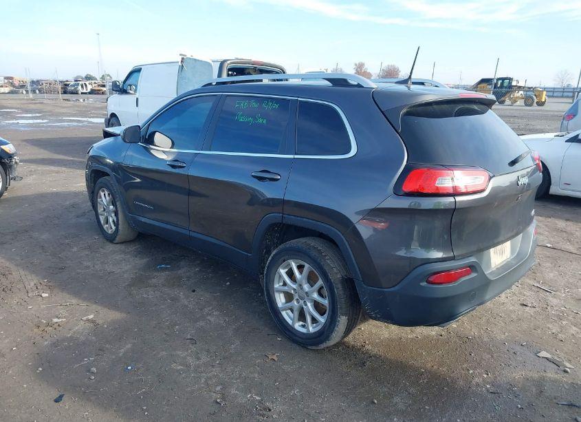Photo 3 of 2015 Jeep Cherokee LATITUDE (VIN 1C4PJLCSXFW781416)
