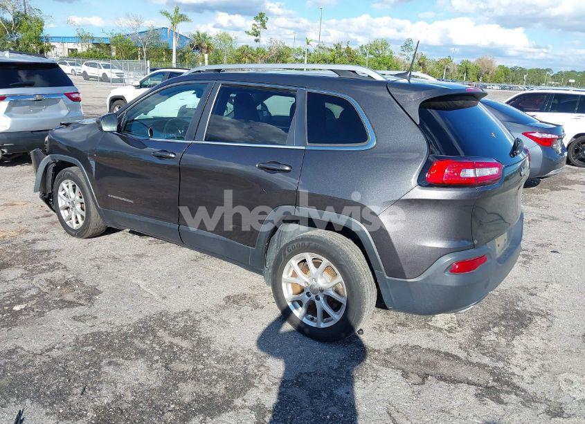 Photo 3 of 2016 Jeep Cherokee LATITUDE (VIN 1C4PJLCSXGW363598)