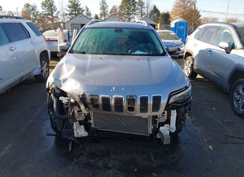 Photo 13 of 2019 Jeep Cherokee LATITUDE (VIN 1C4PJLCX0KD120205)