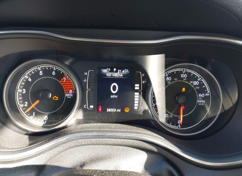 Photo 7 of 2019 Jeep Cherokee LATITUDE (VIN 1C4PJLCX0KD120205)