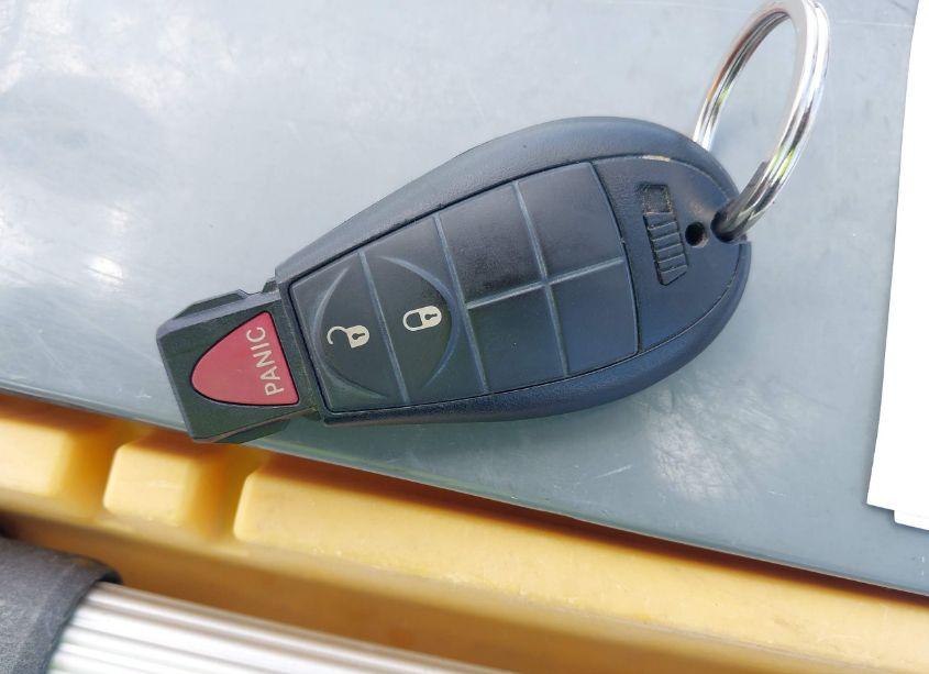 Photo 11 of 2019 Jeep Cherokee LATITUDE FWD (VIN 1C4PJLCX2KD307705)