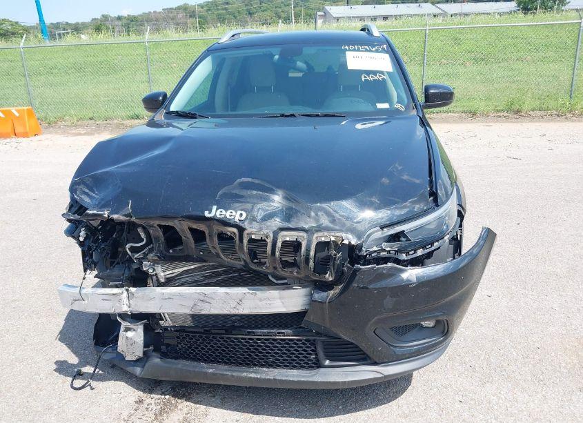 Photo 12 of 2019 Jeep Cherokee LATITUDE FWD (VIN 1C4PJLCX2KD307705)