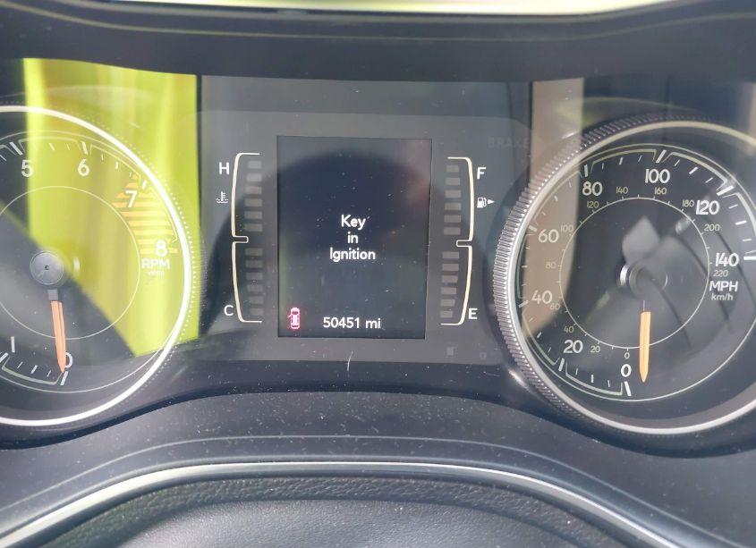 Photo 7 of 2019 Jeep Cherokee LATITUDE FWD (VIN 1C4PJLCX2KD307705)