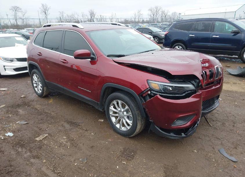 2019 Jeep Cherokee LATITUDE FWD (VIN 1C4PJLCX3KD241150) main photo
