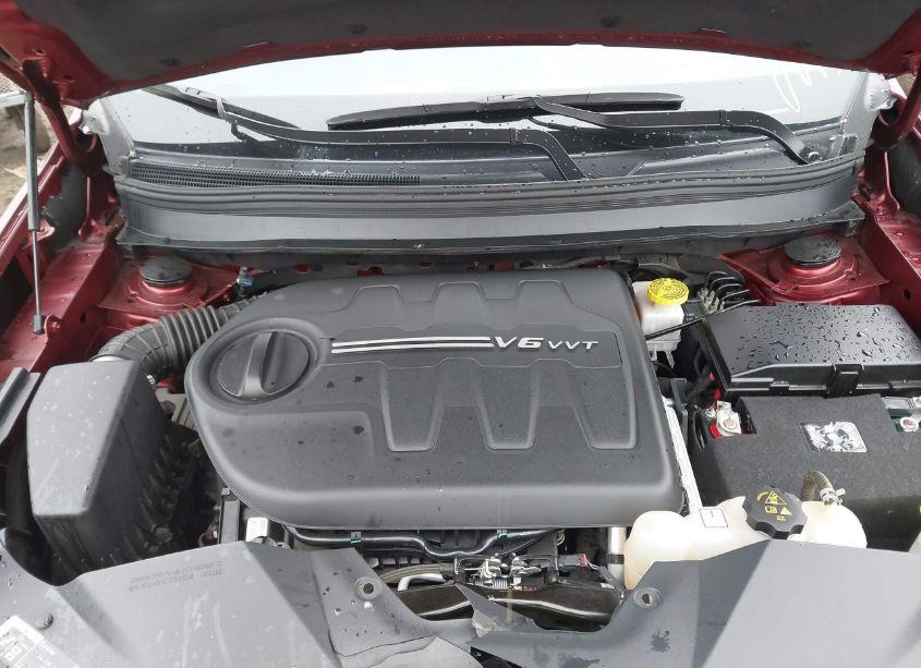 Photo 10 of 2019 Jeep Cherokee LATITUDE FWD (VIN 1C4PJLCX3KD241150)