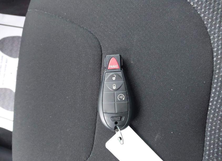 Photo 11 of 2019 Jeep Cherokee LATITUDE FWD (VIN 1C4PJLCX3KD241150)