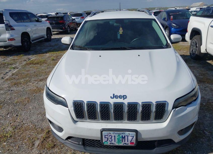 Photo 12 of 2019 Jeep Cherokee LATITUDE FWD (VIN 1C4PJLCX3KD242282)