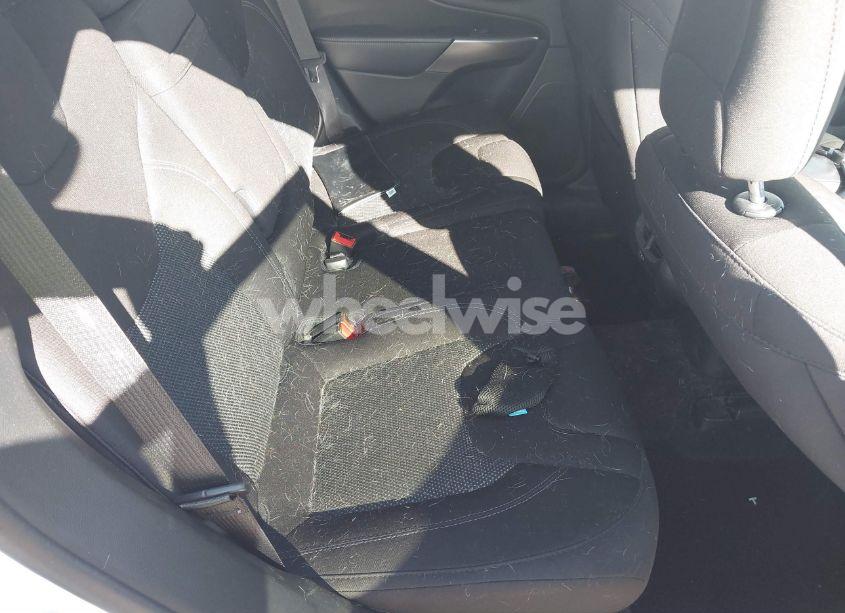 Photo 8 of 2019 Jeep Cherokee LATITUDE FWD (VIN 1C4PJLCX3KD242282)