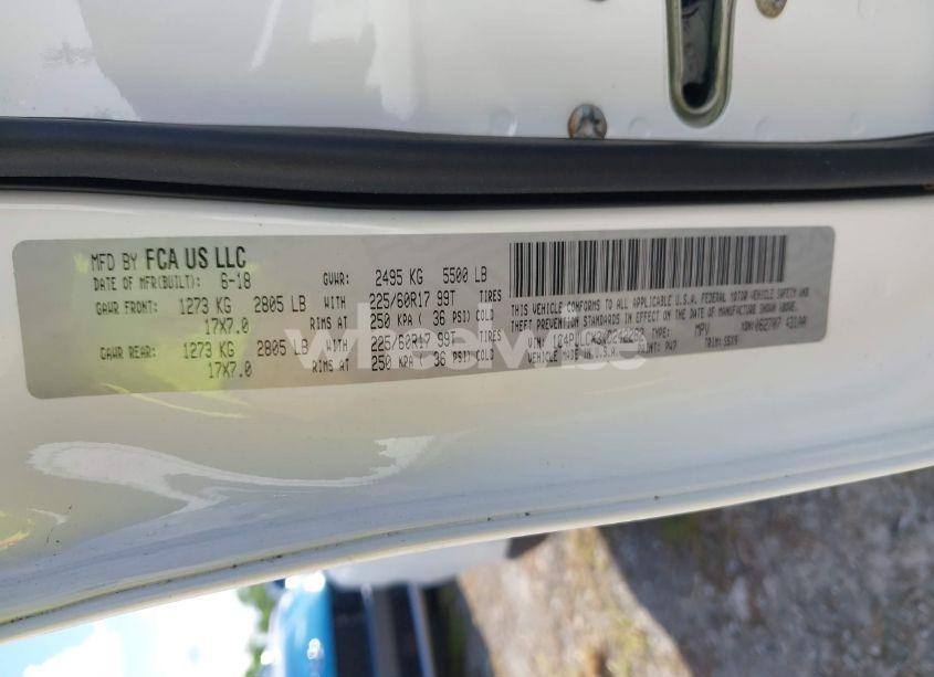 Photo 9 of 2019 Jeep Cherokee LATITUDE FWD (VIN 1C4PJLCX3KD242282)