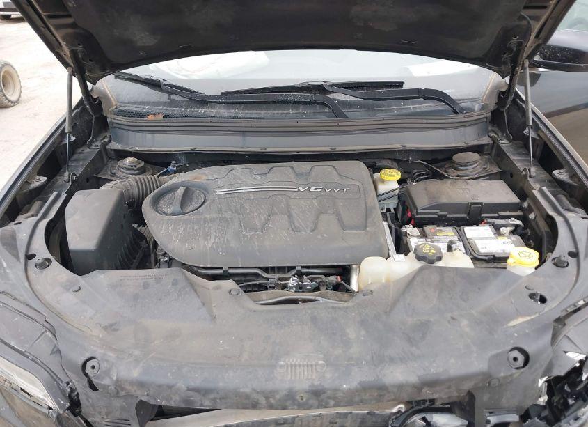 Photo 10 of 2019 Jeep Cherokee LATITUDE FWD (VIN 1C4PJLCX3KD340566)