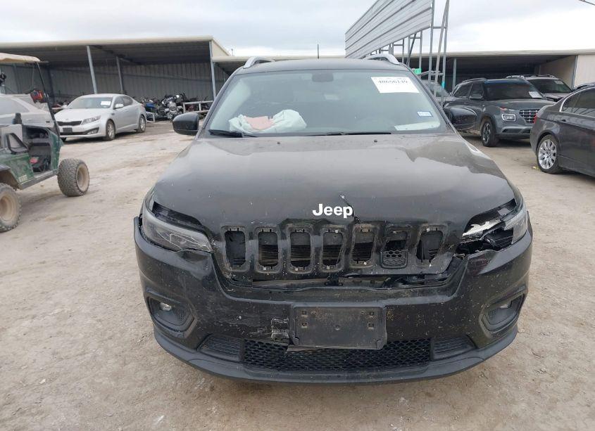 Photo 13 of 2019 Jeep Cherokee LATITUDE FWD (VIN 1C4PJLCX3KD340566)
