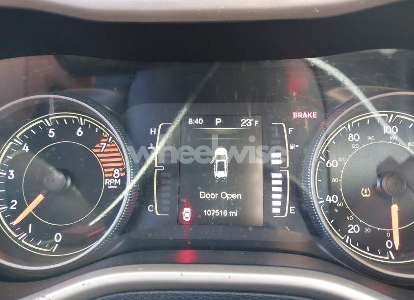 Photo 7 of 2018 Jeep Cherokee LATITUDE FWD (VIN 1C4PJLCX8JD551695)