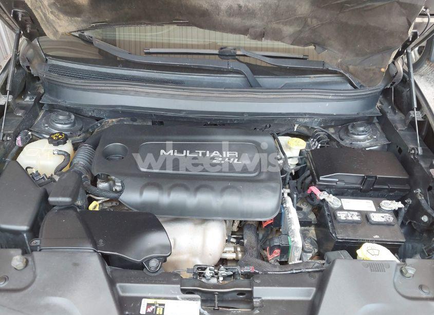 Photo 10 of 2015 Jeep Cherokee LIMITED (VIN 1C4PJLDB0FW516471)