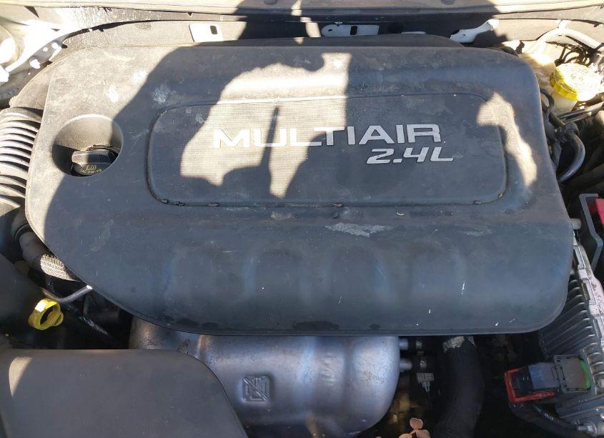 Photo 10 of 2016 Jeep Cherokee LIMITED (VIN 1C4PJLDB0GW273858)