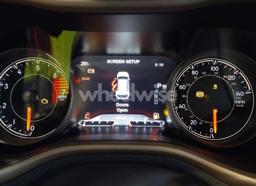 Photo 7 of 2017 Jeep Cherokee HIGH ALTITUDE FWD (VIN 1C4PJLDB0HW663067)