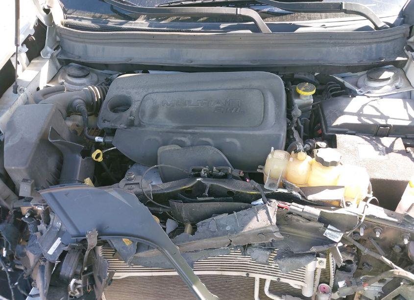 Photo 10 of 2019 Jeep Cherokee LIMITED FWD (VIN 1C4PJLDB0KD325249)