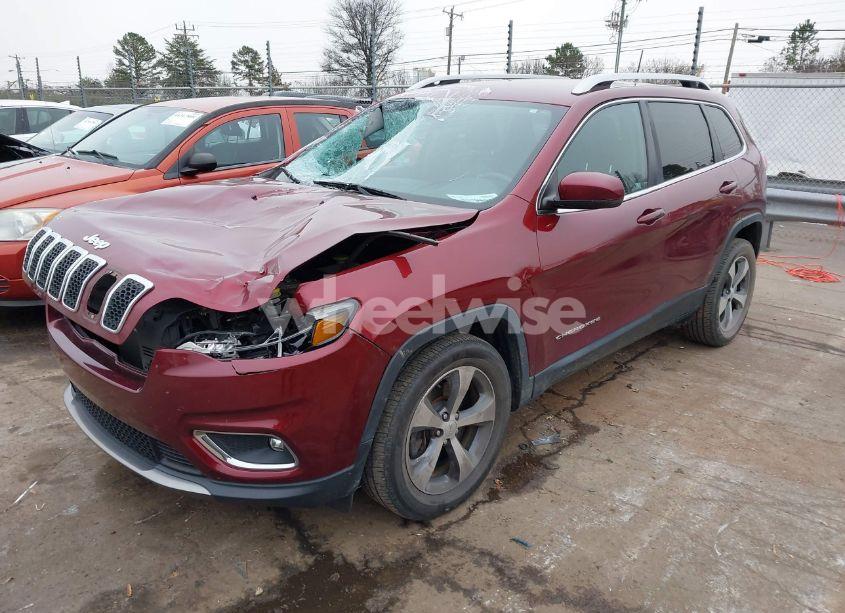 Photo 2 of 2020 Jeep Cherokee LIMITED FWD (VIN 1C4PJLDB0LD570909)