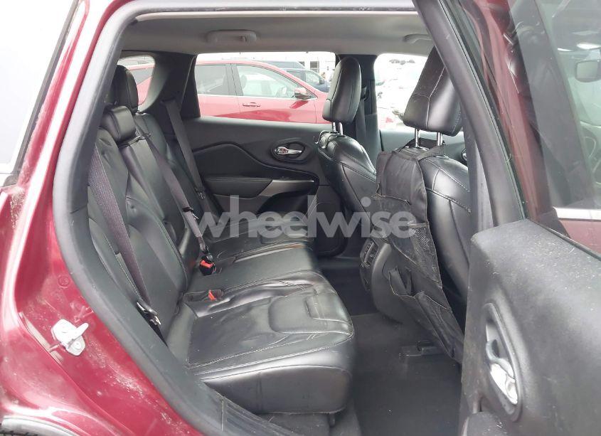 Photo 5 of 2020 Jeep Cherokee LIMITED FWD (VIN 1C4PJLDB0LD570909)