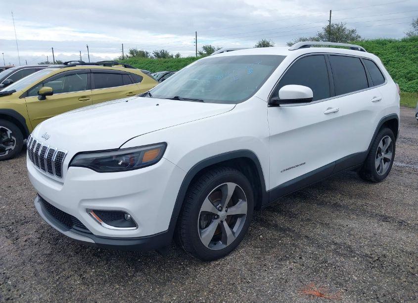 Photo 2 of 2020 Jeep Cherokee LIMITED FWD (VIN 1C4PJLDB0LD574006)