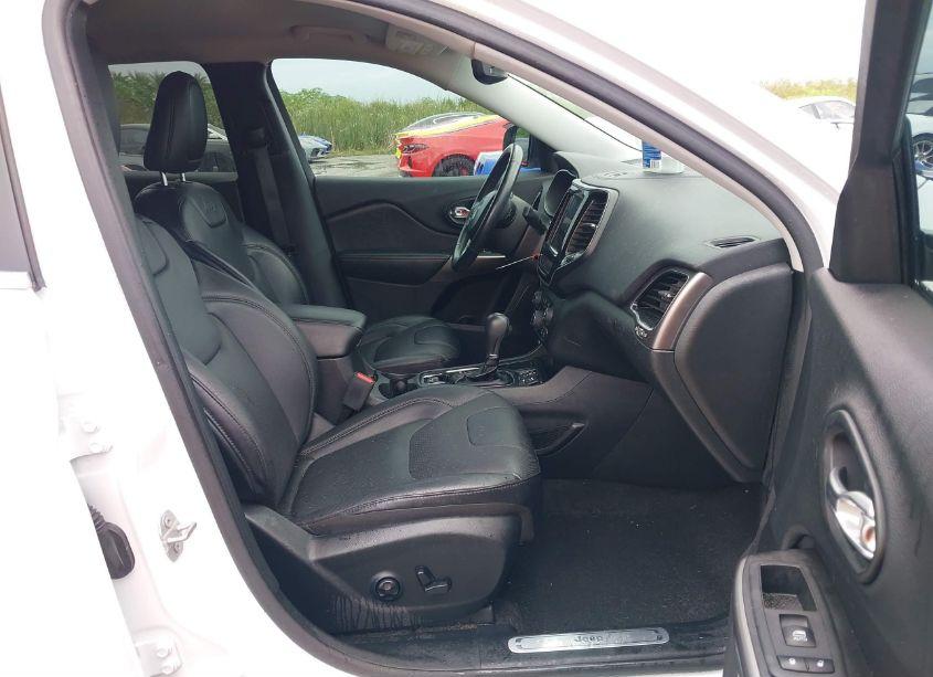 Photo 5 of 2020 Jeep Cherokee LIMITED FWD (VIN 1C4PJLDB0LD574006)