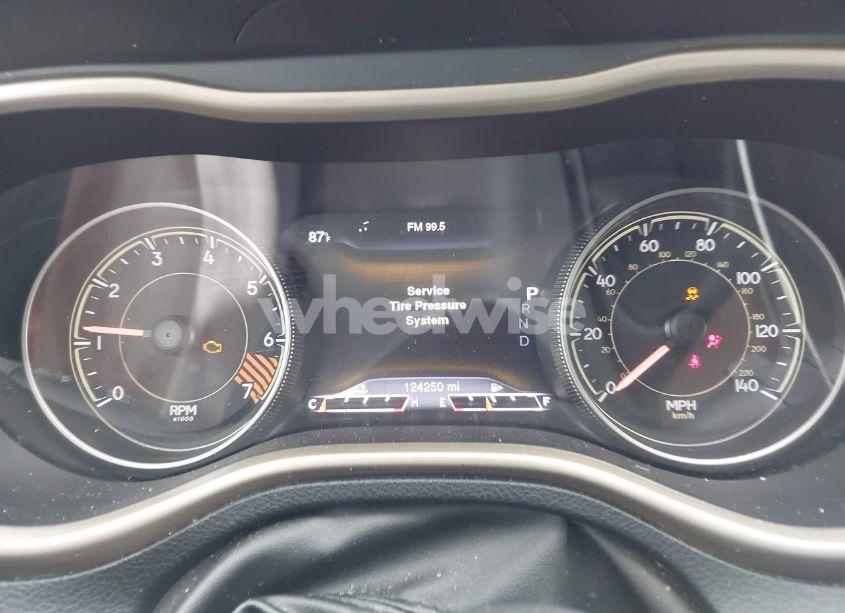 Photo 7 of 2014 Jeep Cherokee LIMITED (VIN 1C4PJLDB1EW158523)