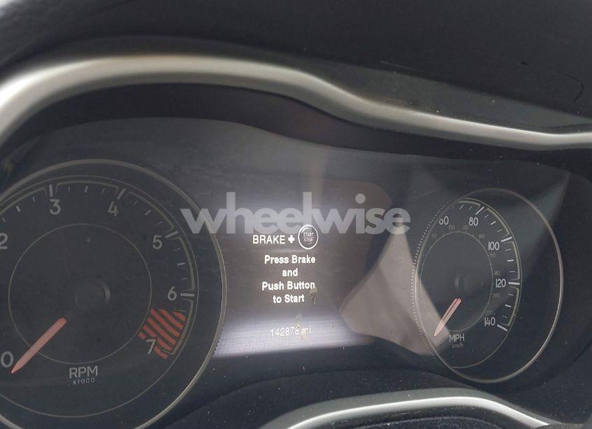 Photo 7 of 2014 Jeep Cherokee LIMITED (VIN 1C4PJLDB1EW297096)